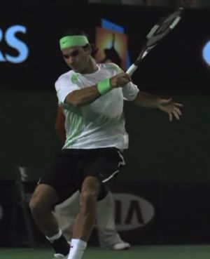 federer-watching-ball Federer still head