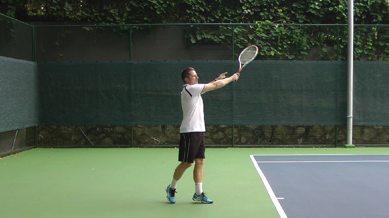 classic vs modern tennis forehand