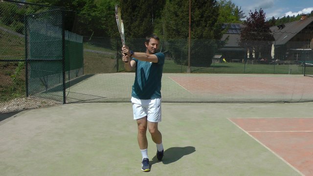 two-handed-extension two-handed backhand extension