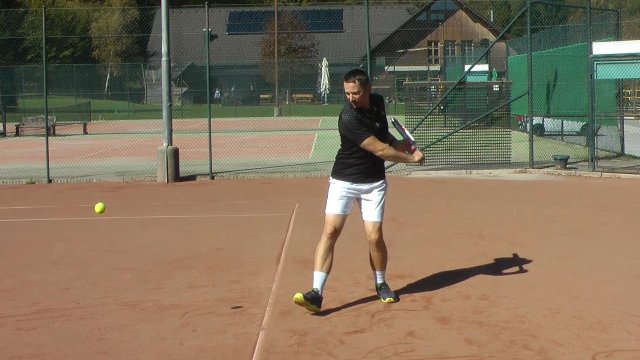 backhand backswing