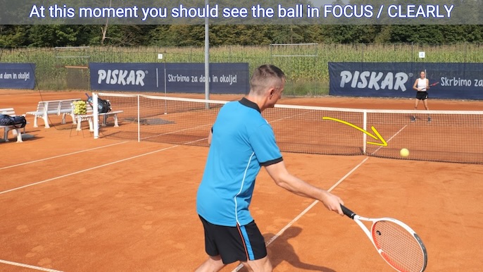 see the ball in focus