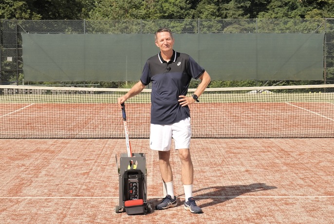 nisplay ball launcher