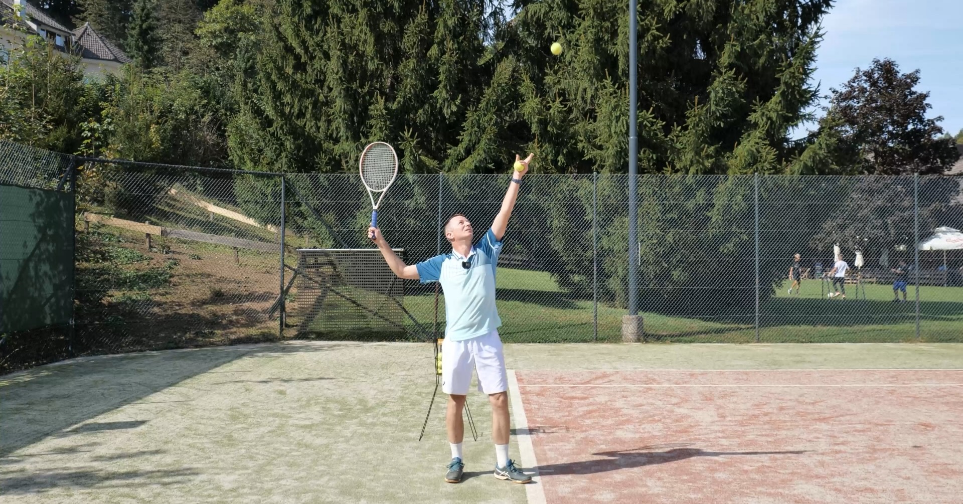 beginner serve lesson