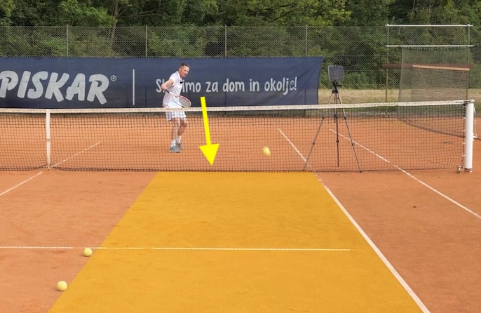 backhand volley down the line